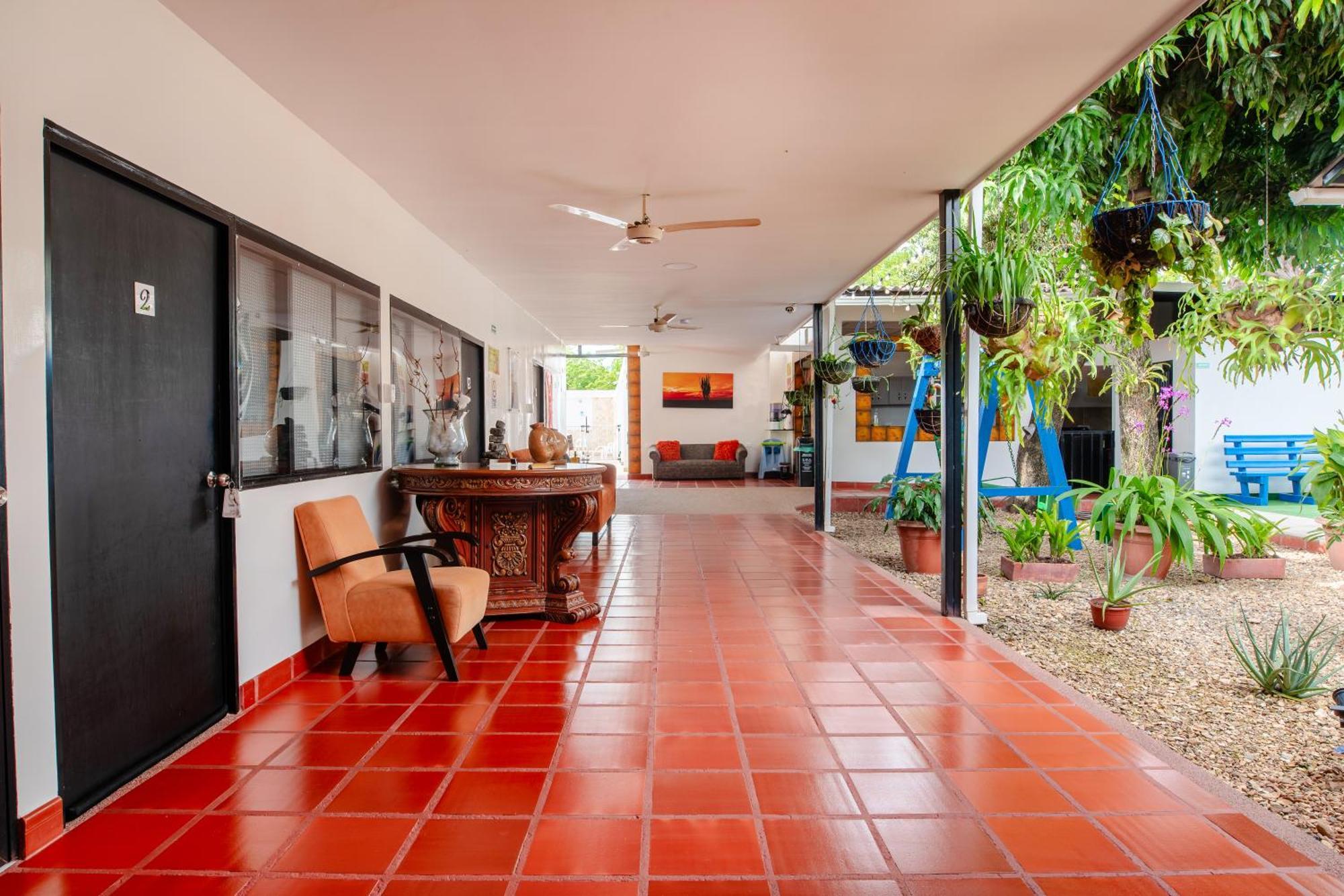 Hotel Villa Paraiso Villavieja Exterior foto